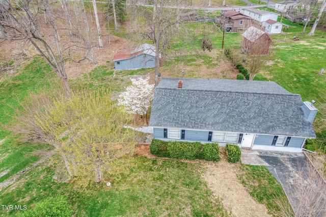 441 Mimosa Street, Mount Carmel, TN 37645