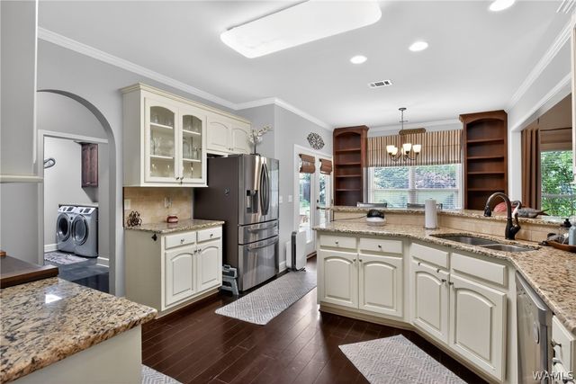 12448 Orchard Trace, Moundville, AL 35474