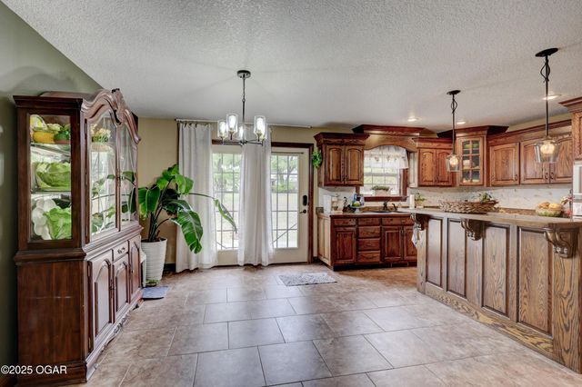 5045 County Lane 273, Joplin, MO 64801