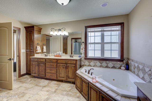 5045 County Lane 273, Joplin, MO 64801