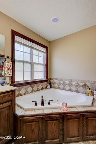 5045 County Lane 273, Joplin, MO 64801