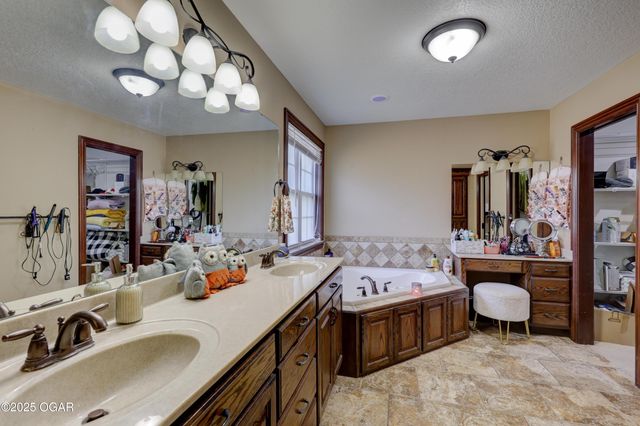 5045 County Lane 273, Joplin, MO 64801