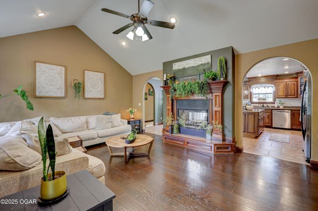 5045 County Lane 273, Joplin, MO 64801