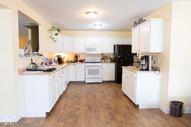 2388 Cedarmill Drive, Franklin, IN 46131