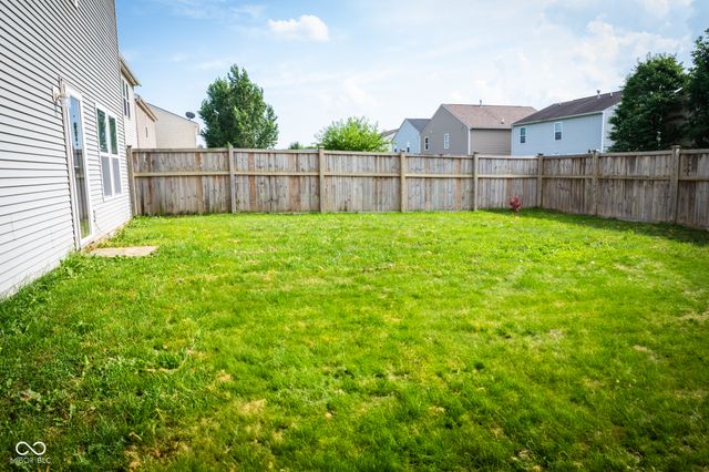 2388 Cedarmill Drive, Franklin, IN 46131