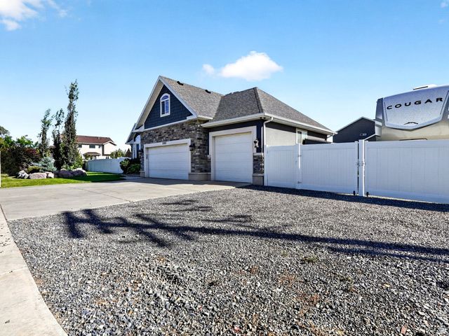 2287 W 700 S, Lehi, UT 84043