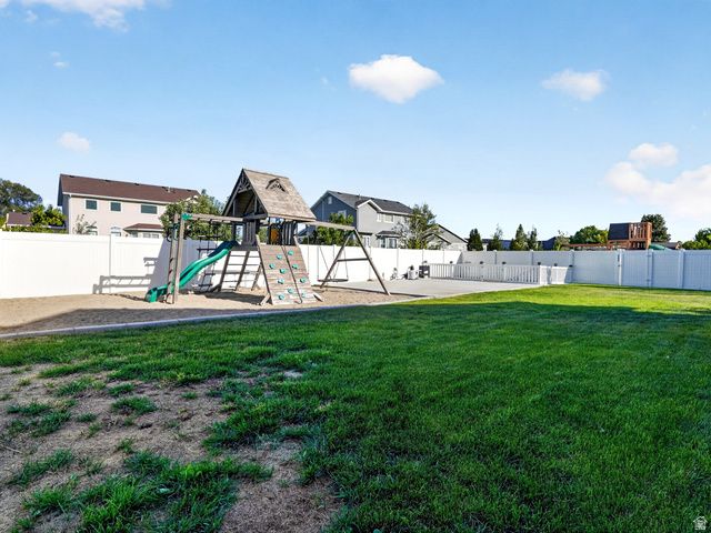2287 W 700 S, Lehi, UT 84043