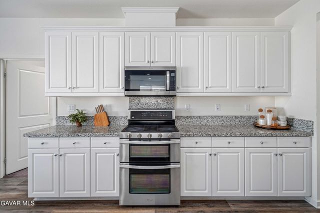 45025 W 43rd Street, Lancaster, CA 93536
