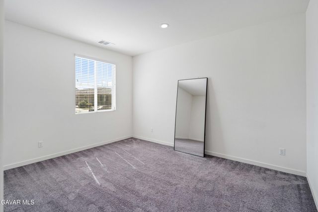 45025 W 43rd Street, Lancaster, CA 93536