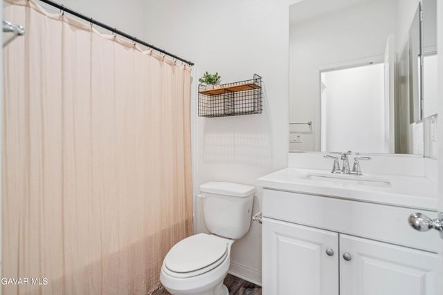 45025 W 43rd Street, Lancaster, CA 93536
