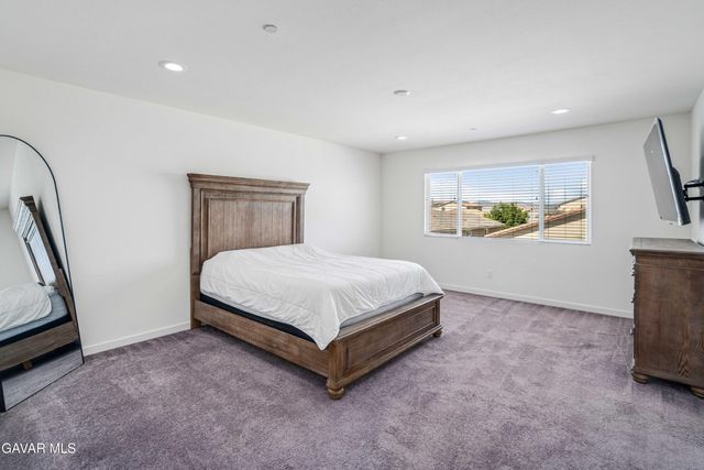 45025 W 43rd Street, Lancaster, CA 93536