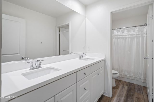 45025 W 43rd Street, Lancaster, CA 93536