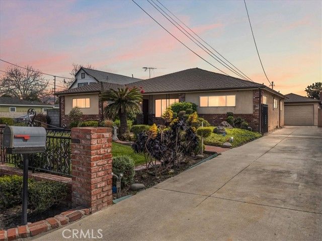 420 W Tichenor Street, Compton, CA 90220