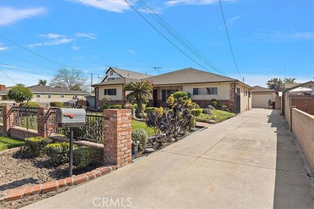 420 W Tichenor Street, Compton, CA 90220