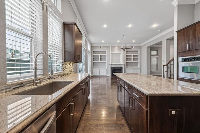 10917 Upland Park, Houston, TX 77043