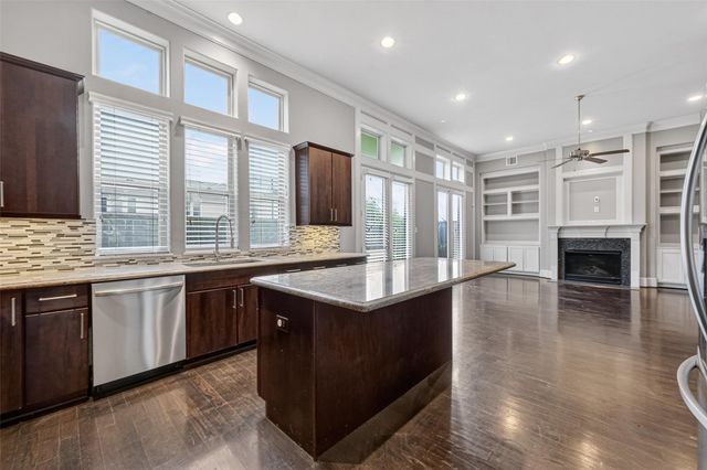 10917 Upland Park, Houston, TX 77043