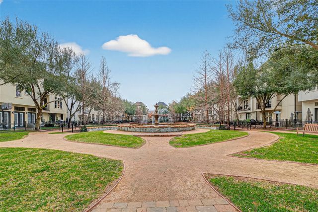 10917 Upland Park, Houston, TX 77043