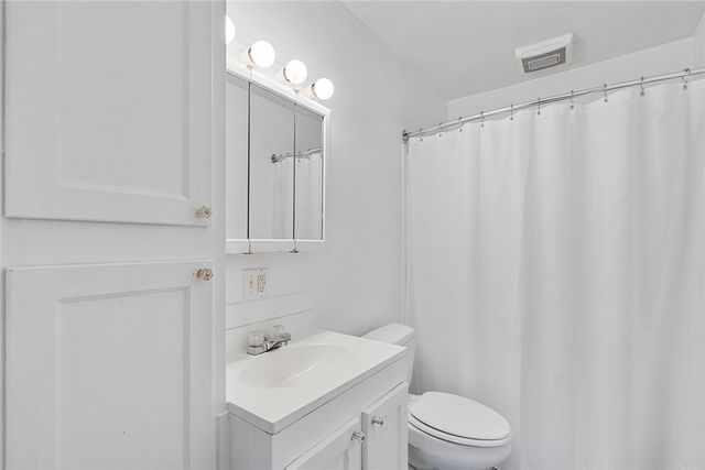 131 B D Johnston Road, Central, SC 29630