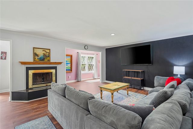 131 B D Johnston Road, Central, SC 29630