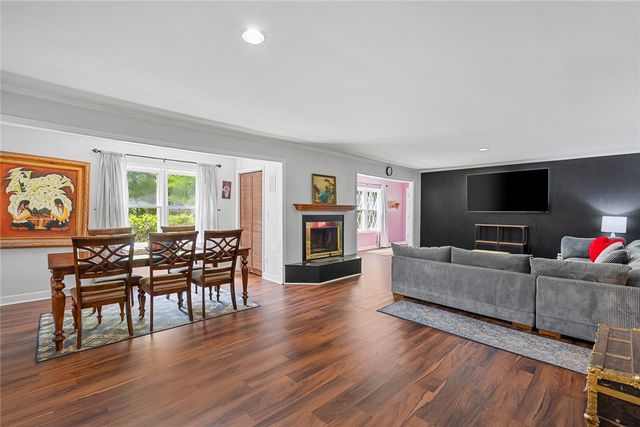 131 B D Johnston Road, Central, SC 29630
