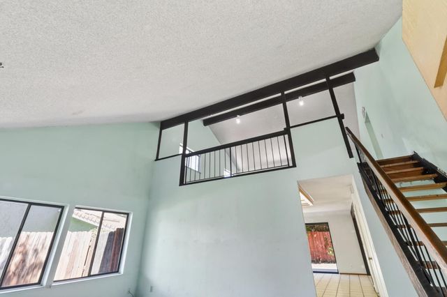 7983 Stone Canyon Cir, Citrus Heights, CA 95610