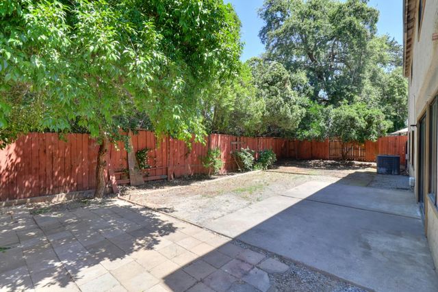 7983 Stone Canyon Cir, Citrus Heights, CA 95610