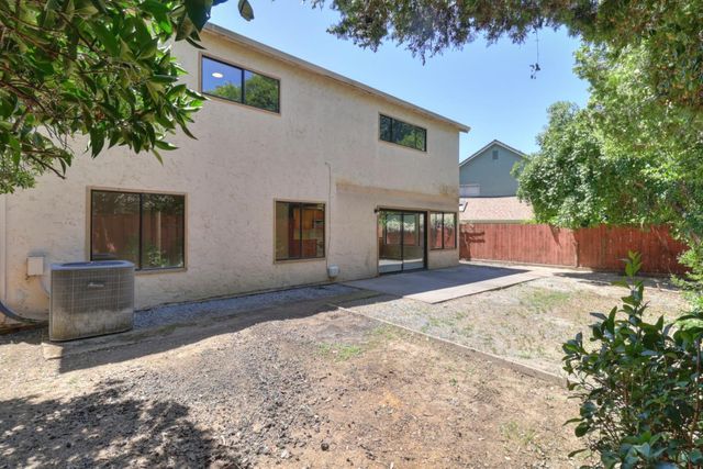 7983 Stone Canyon Cir, Citrus Heights, CA 95610