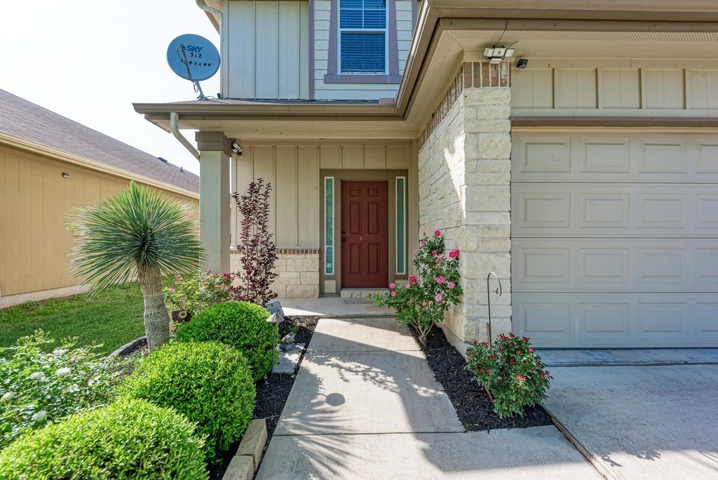 12820 Snow LN, Manor, TX 78653