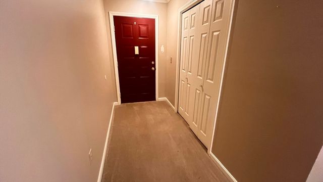 13 Dallas Dr 305, Dracut, MA 01826