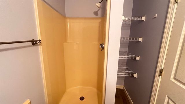 13 Dallas Dr 305, Dracut, MA 01826