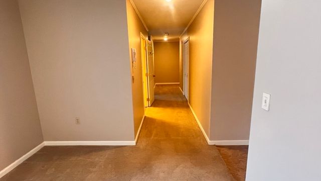 13 Dallas Dr 305, Dracut, MA 01826