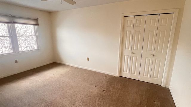 13 Dallas Dr 305, Dracut, MA 01826