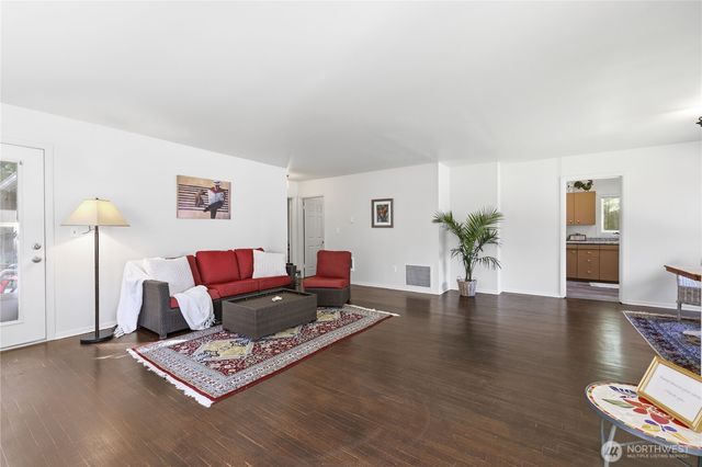 23975 South Kingston NE, Kingston, WA 98346