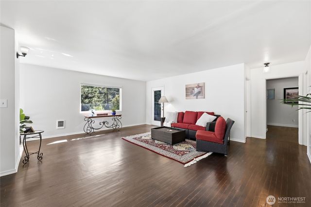 23975 South Kingston NE, Kingston, WA 98346