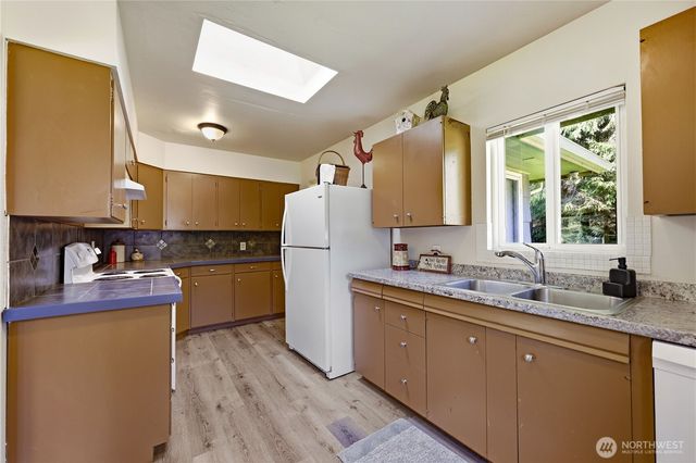 23975 South Kingston NE, Kingston, WA 98346