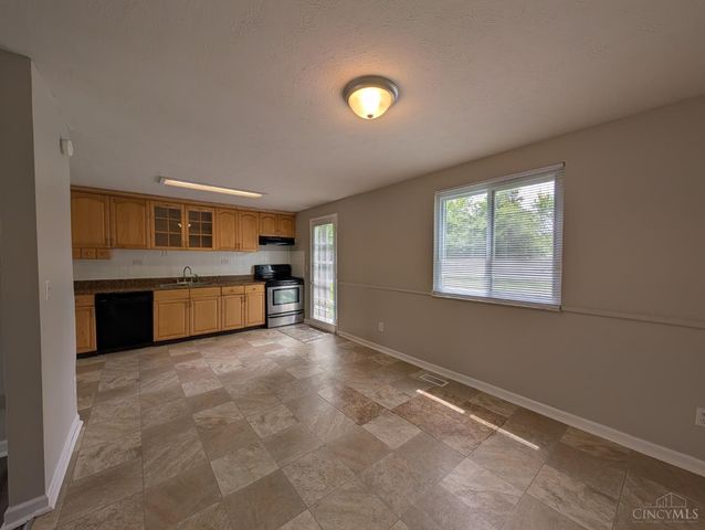 2961 Spruceway Drive, Colerain Twp, OH 45251