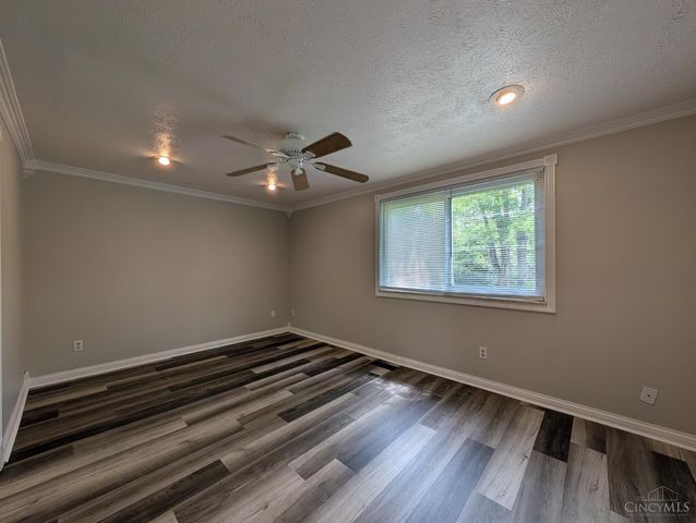 2961 Spruceway Drive, Colerain Twp, OH 45251