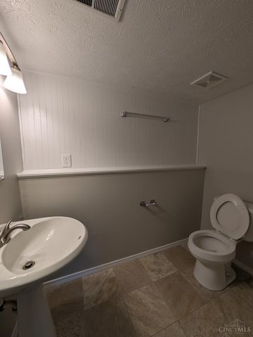 2961 Spruceway Drive, Colerain Twp, OH 45251