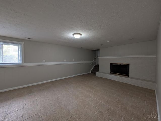 2961 Spruceway Drive, Colerain Twp, OH 45251