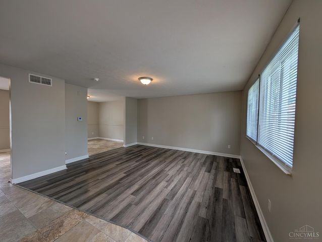 2961 Spruceway Drive, Colerain Twp, OH 45251