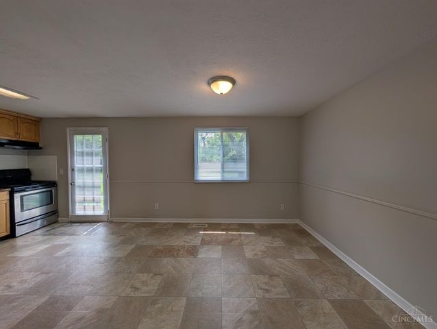 2961 Spruceway Drive, Colerain Twp, OH 45251