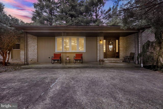 5 PARK RD, Reading, PA 19609