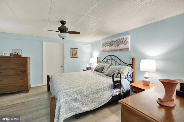 5 PARK RD, Reading, PA 19609