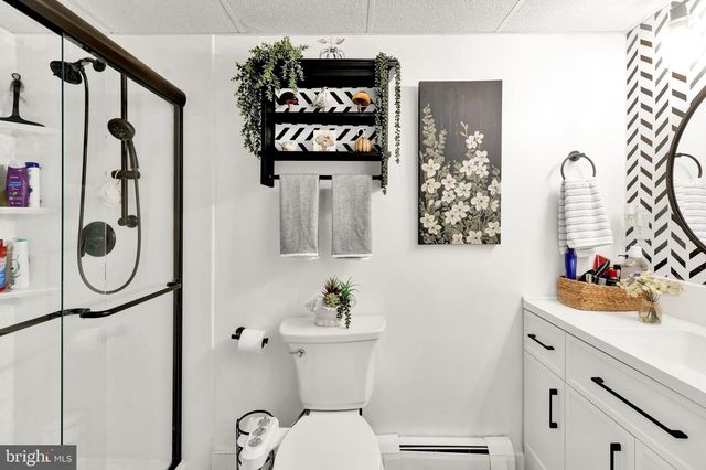 5 PARK RD, Reading, PA 19609