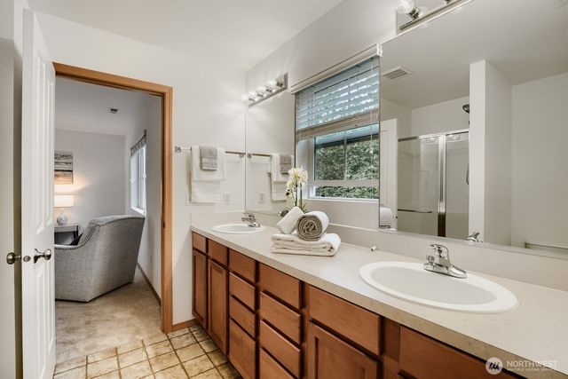 6512 Radiance Boulevard E, Fife, WA 98424