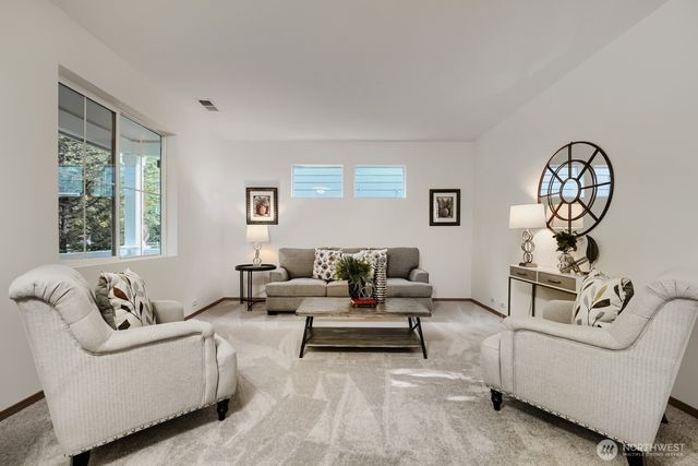 6512 Radiance Boulevard E, Fife, WA 98424