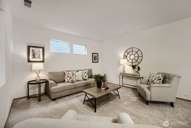 6512 Radiance Boulevard E, Fife, WA 98424