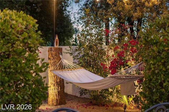 2233 Versailles Court, Henderson, NV 89074
