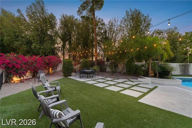2233 Versailles Court, Henderson, NV 89074