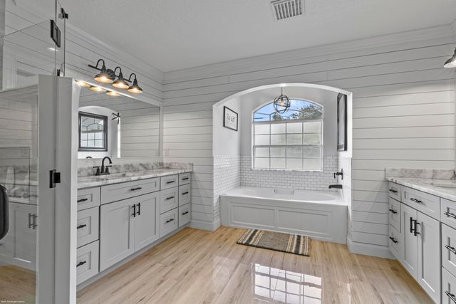 17290 33rd Road N, The Acreage, FL 33470